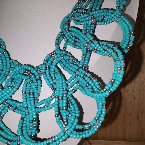 Turquoise Beaded Necklace - Picture 6 of 10
